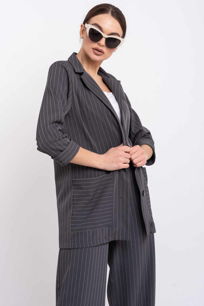 Женский пиджак удлиненный свободного кроя Криспи в полоску 42-52 размеры графитовый и белый Графит, 44 - фото 3 - id-p1332201134