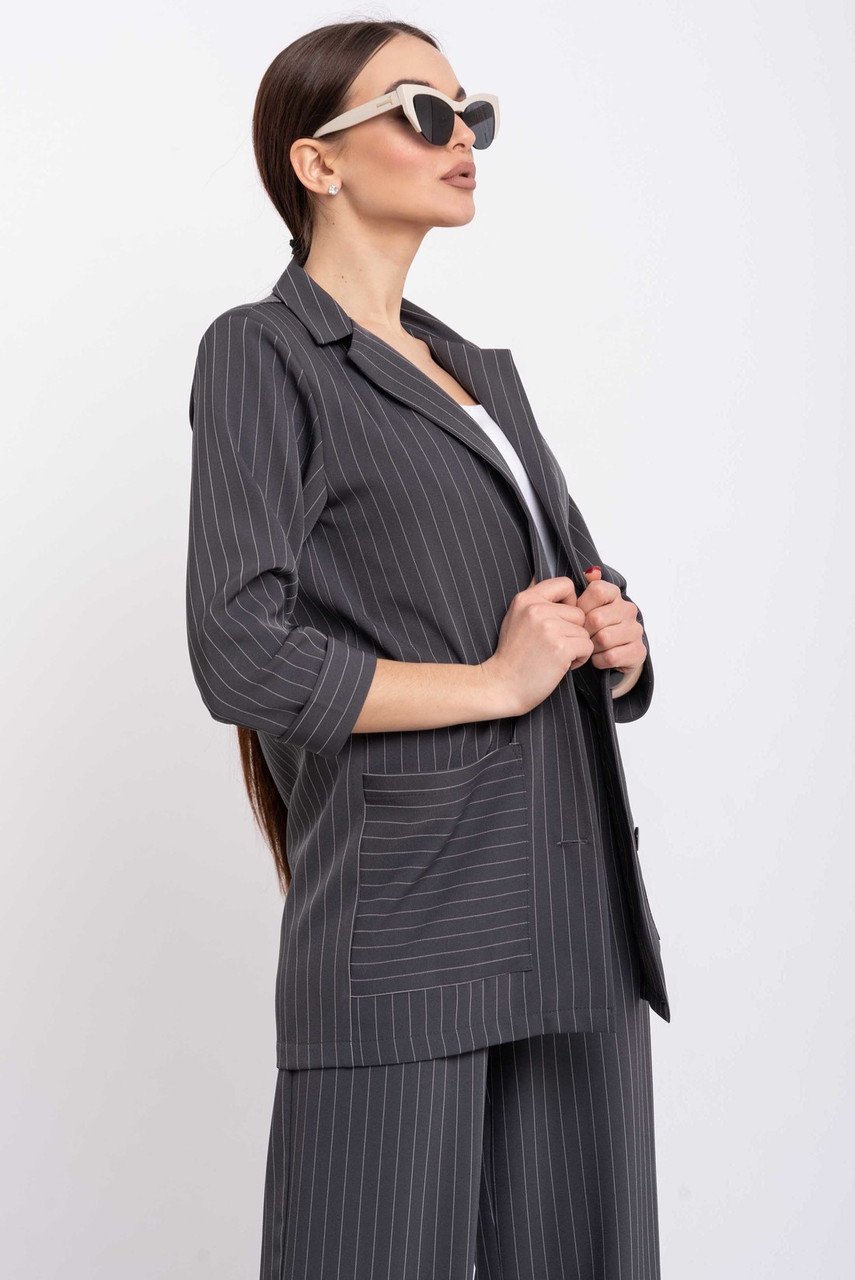 Женский пиджак удлиненный свободного кроя Криспи в полоску 42-52 размеры графитовый и белый Графит, 44 - фото 7 - id-p1332201134