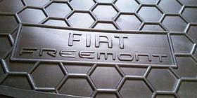 Килимок в багажник для Fiat Freemont 2011-2021гумовий (AVTO-Gumm)