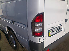 Хром накладки на стопи, окантовка задніх ліхтарів Mercedes Sprinter W901 1995-2006р.