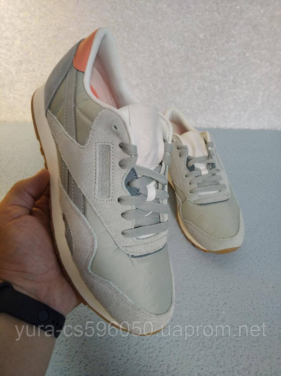 Женские кроссовки reebok classic nylon cn6687