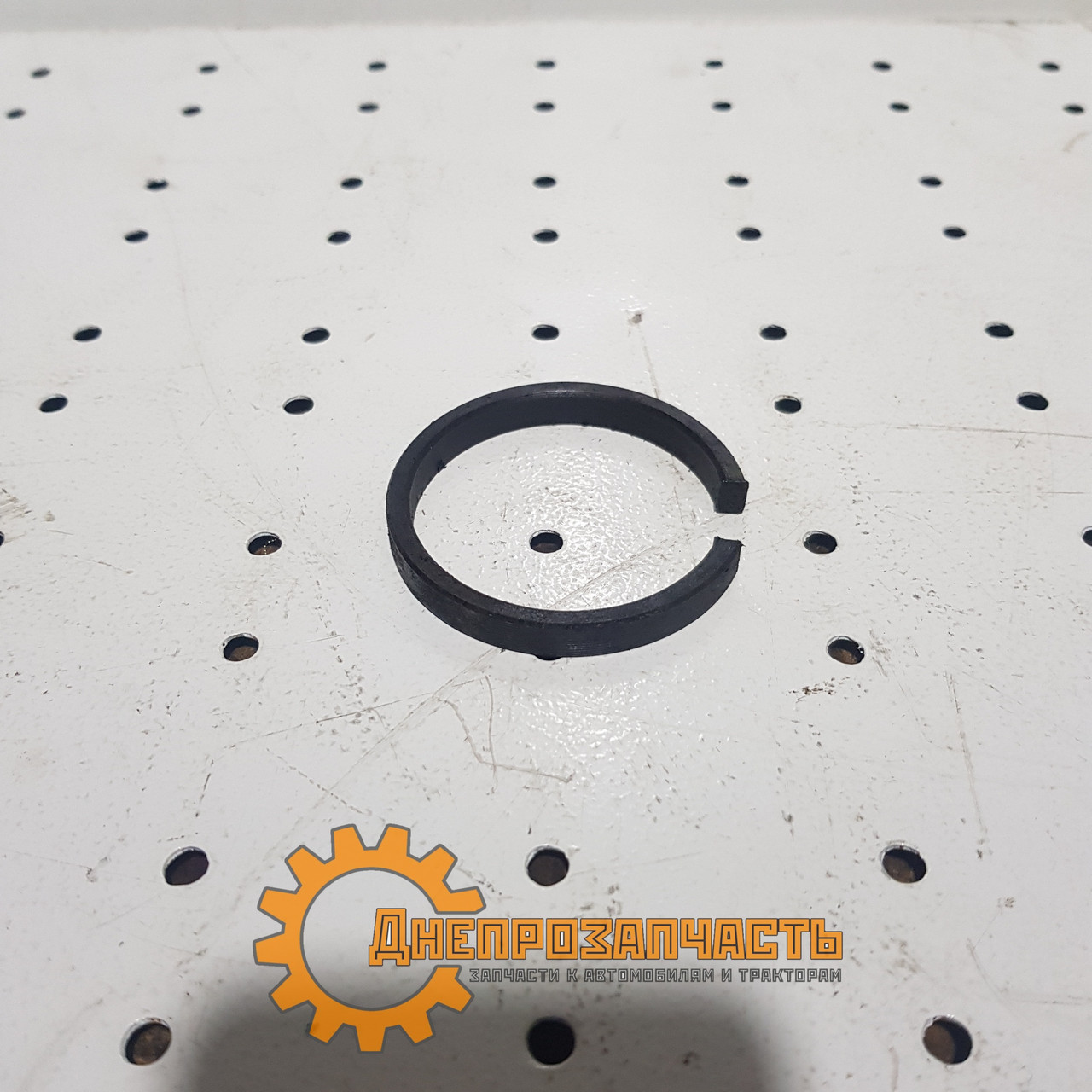 Кільце 208 підшипника ЮМЗ підставної шестерні, фото 1