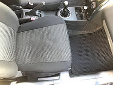 Наши EVA коврики в салоне Suzuki SX4 '06-13  10