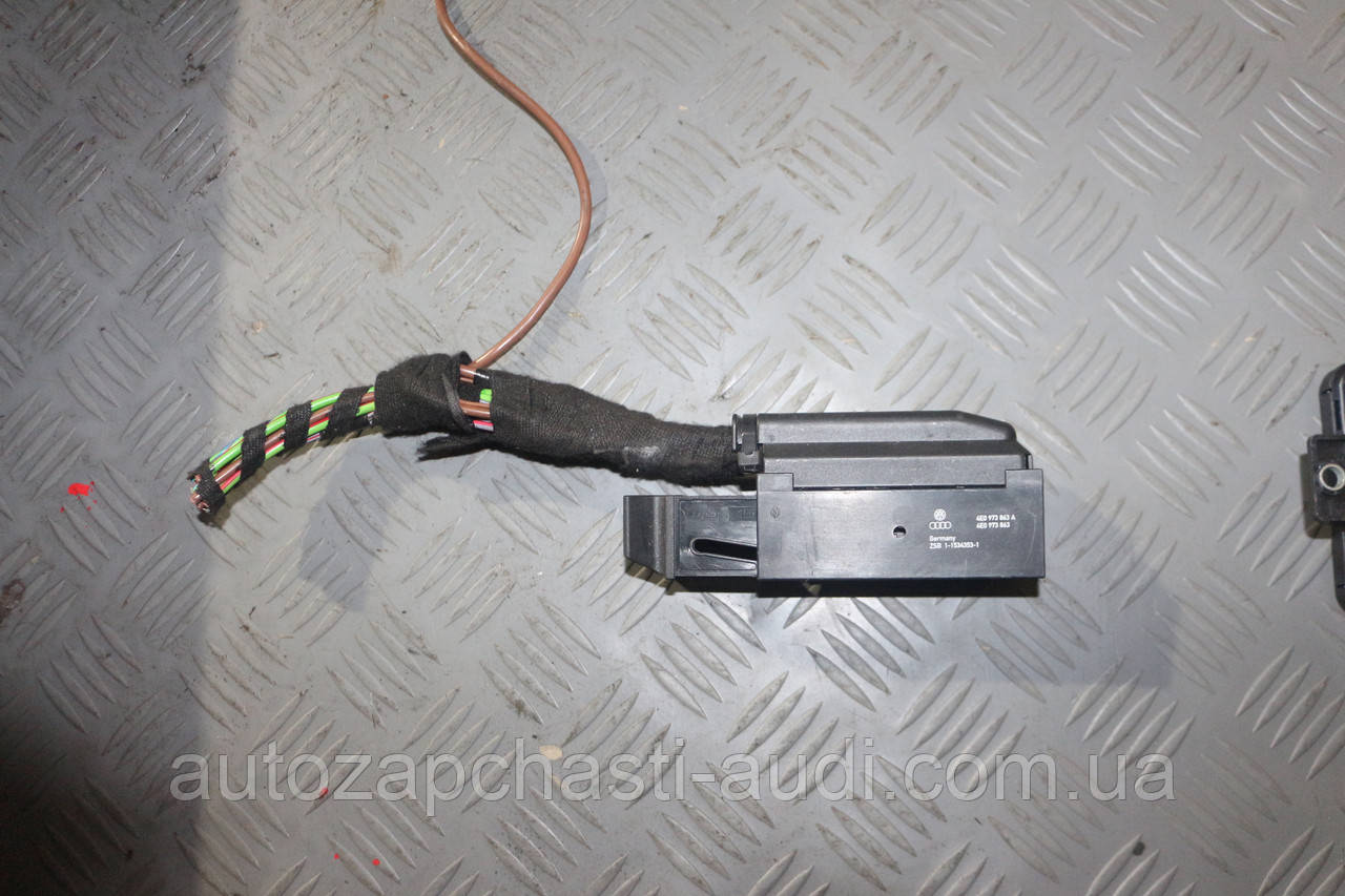 Роз'єм блока керування ручним блоком 4E0973863A Audi A8 D3, фото 1