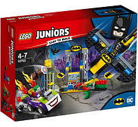 Lego Juniors Напад Джокера на Бэтпещеру 10753