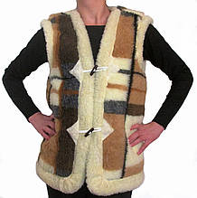 Жилетка жіноча і чоловіча з овчини двошарова, в клітку ЖО4