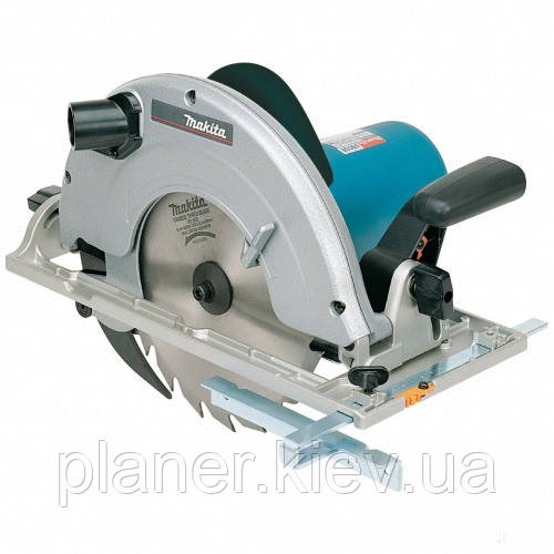 Дискова пила Makita 5903R