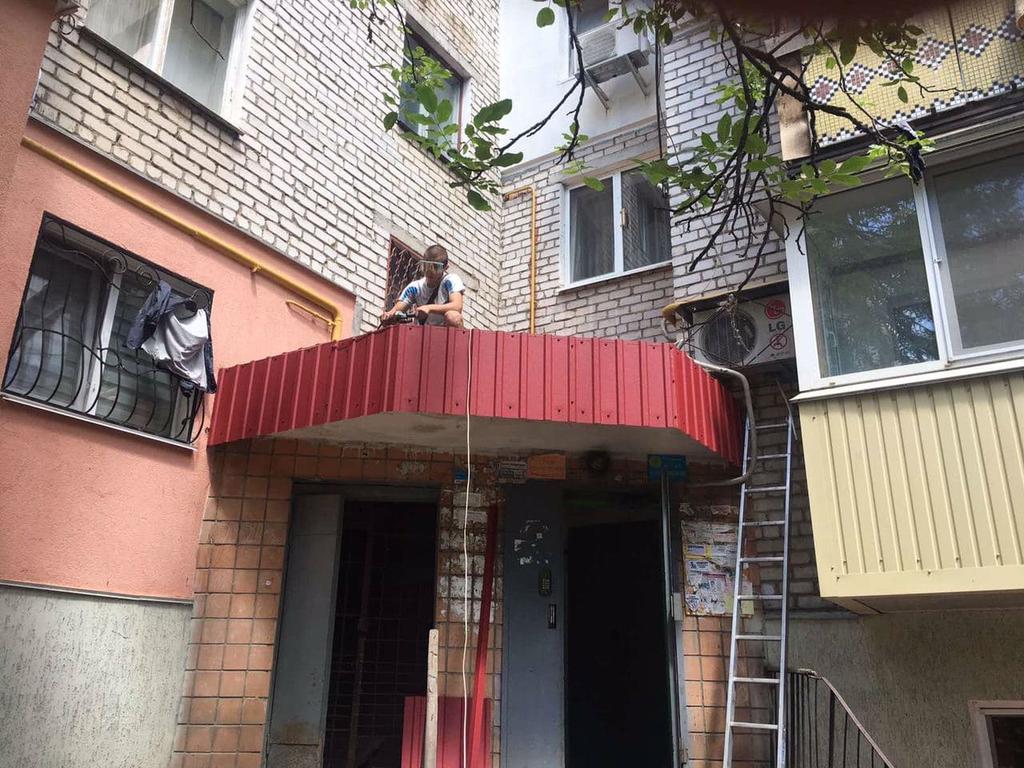 Козырьки подьездов 3