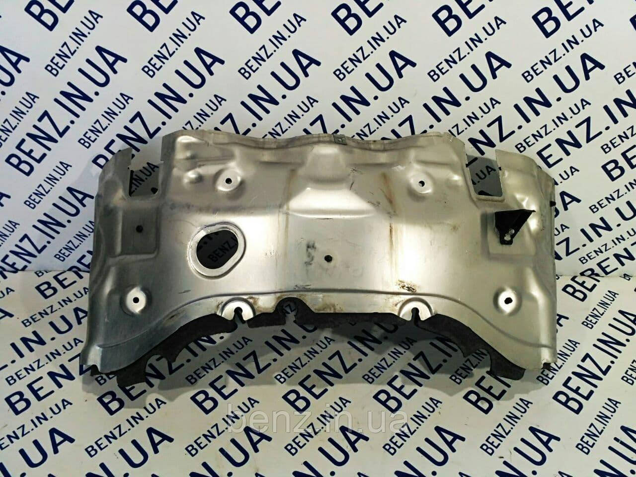 Термозахист моторного відсіку Mercedes W204, S204 A2046280255