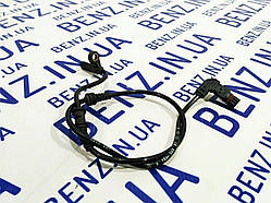 Датчик ABS спереду Mercedes W204, S204 A2045400117