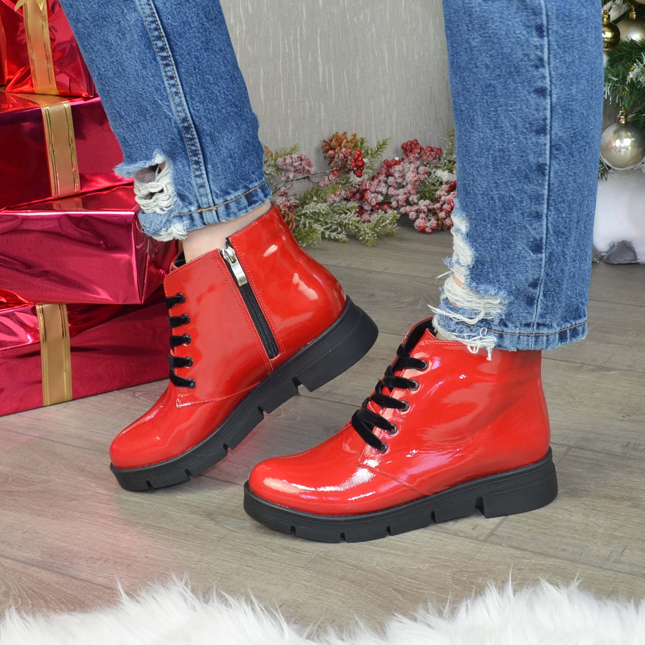 Черевики жіночі червоні лакові на товстій підошві, фото 1