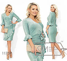 Вечірнє ошатне гарне блискуче плаття з воланом на спідниці та вирізом на грудях (р.42-48). Арт-2630/23