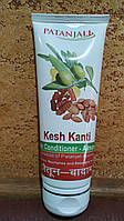 Кондиционер для окрашенных волос Олива Миндаль 100 гр Patanjali hair conditioner Almond Kesh kanti Индия