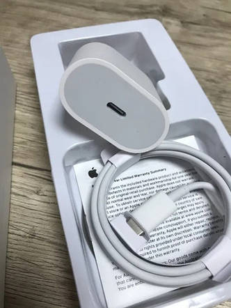 Швидка Зарядка для iPhone 20W USB-C + Кабель Type-C на Lightning, фото 1