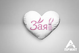 Друк малюнків на подушках.