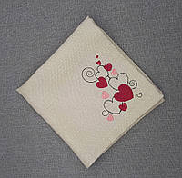 Салфетка с вышивкой "Сердечки-угол"