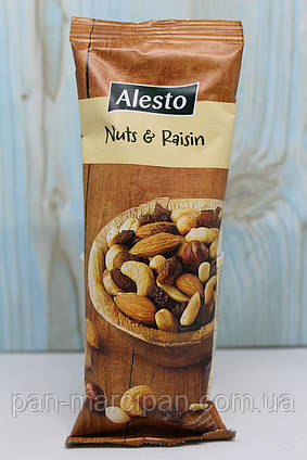 Суміш горіхів з родзинками Alesto Nuts & Raisin 100г Німеччина