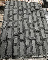 Плитка для цоколя и фасада из камня базальта черная рустованная