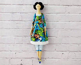 Інтер'єрна лялька в стилі тільда в квітковій сукні