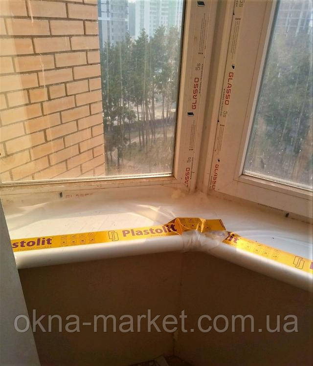 Підвіконня Plastolit (Пластолит) на балконі Ірпінь