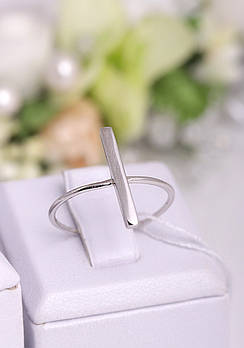 Срібне родоване кільце.