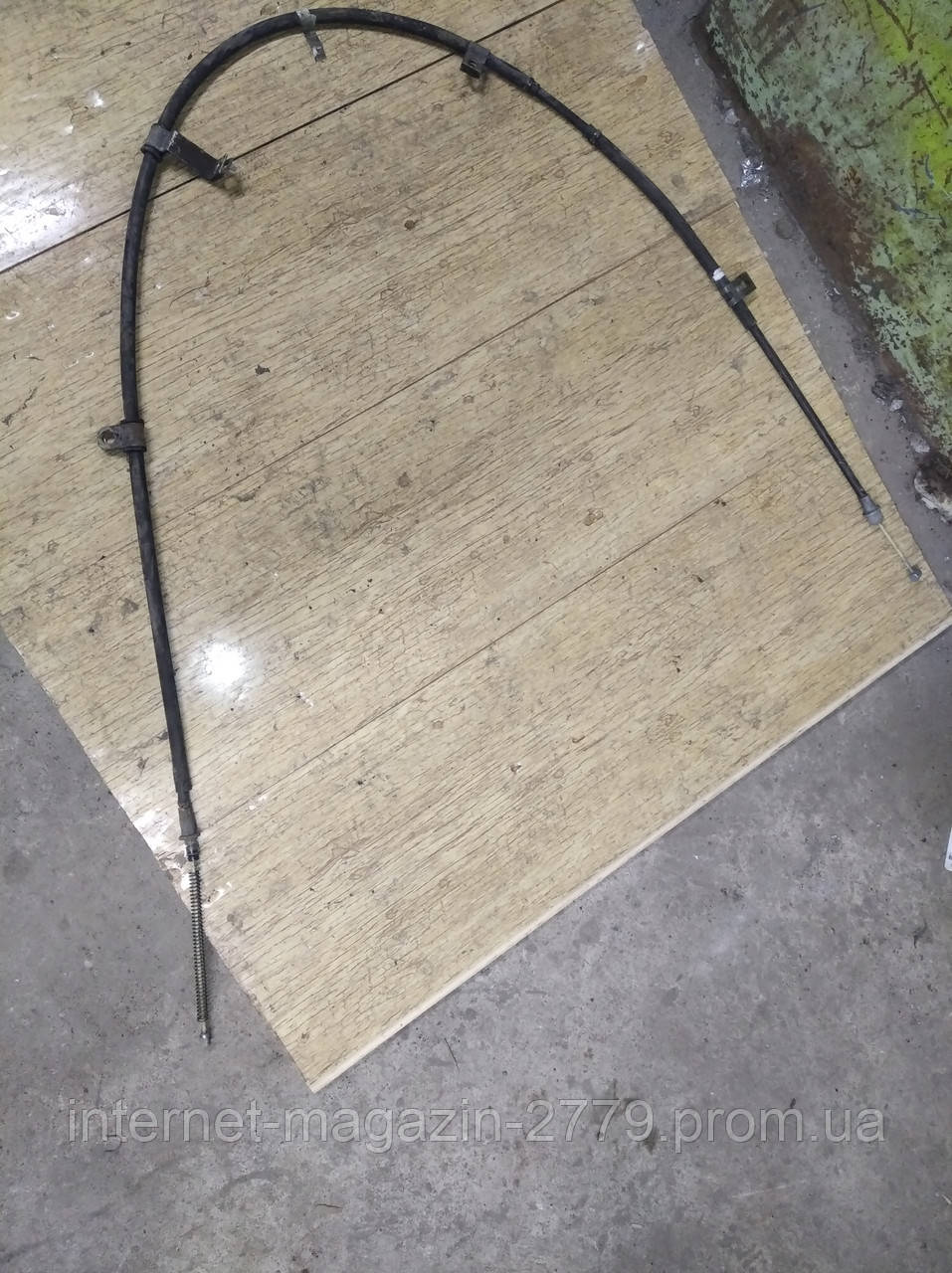 Трос стоянкового гальма лівий MB858044 994339 Galant 93-96 r. 5k Mitsubishi, фото 1