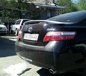 Спойлер багажника Toyota Camry 40 2006-2011