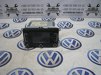 CD-чорджер з GPS Volkswagen Passat B7 USA (1K0035274)