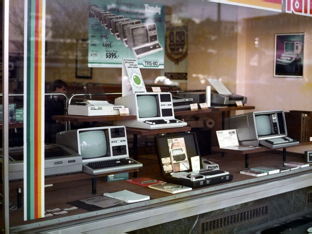 комп'ютери 70-80-х років 19 століття