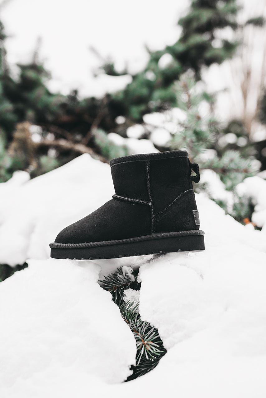 Угги дитячі UGG Classic Mini Suede Black (детские Угг Классик Мини замша черные) 5854ch
