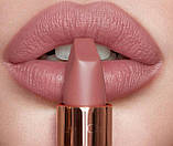 Помада для губ Charlotte Tilbury Matte Revolution Lipstick  Pillow Talk 3.5 g, фото 5
