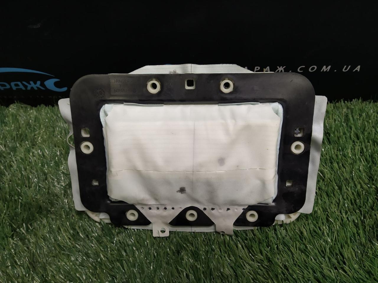 Подушка безпеки пасажира RENAULT MEGANE 3 2009-2013 985250003R Рено меган 3