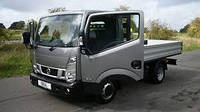 Nissan NT400 CABSTAR F24F лобовое стекло, триплекс