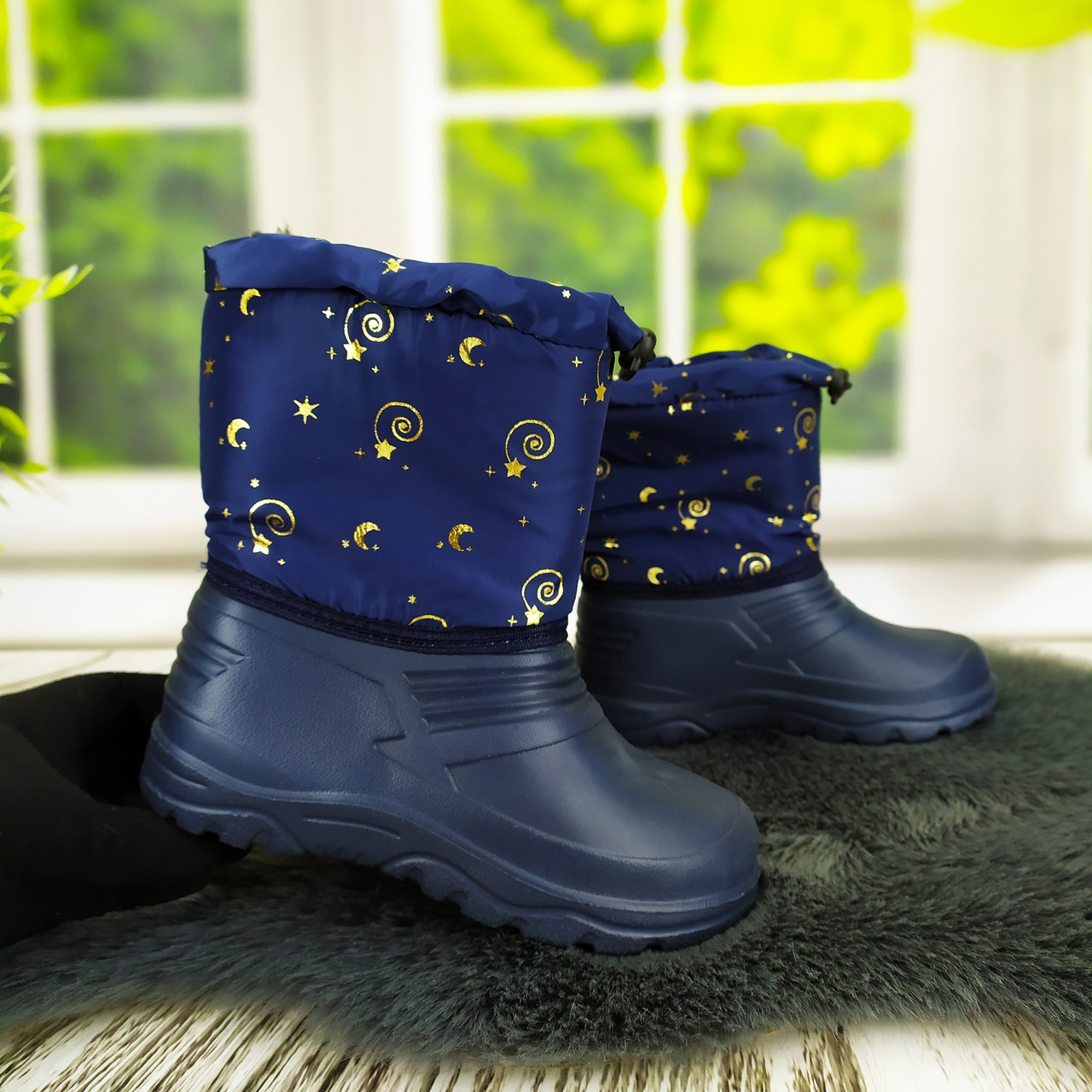 Чобітки дутики дитячі для дівчинки 25-30 р вишиванка з квіточкою, фото 1