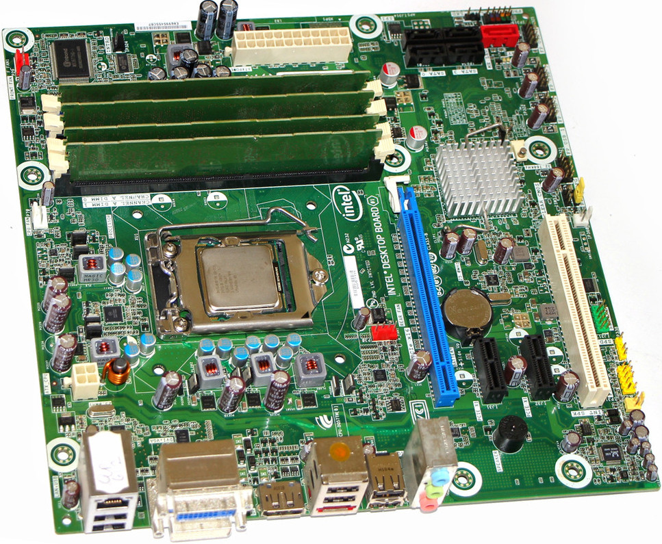 Комплект для складання ПК, 4 ядра 8 потоків (Xeon X3440 2,53-2.93 GHz), DDR3 8GB