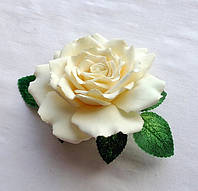 Брошь заколка цветок из фоамирана ручной работы "Карамельная роза"