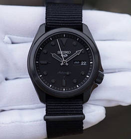 Годинник Seiko 5 SRPE69 Black Automatic Dial