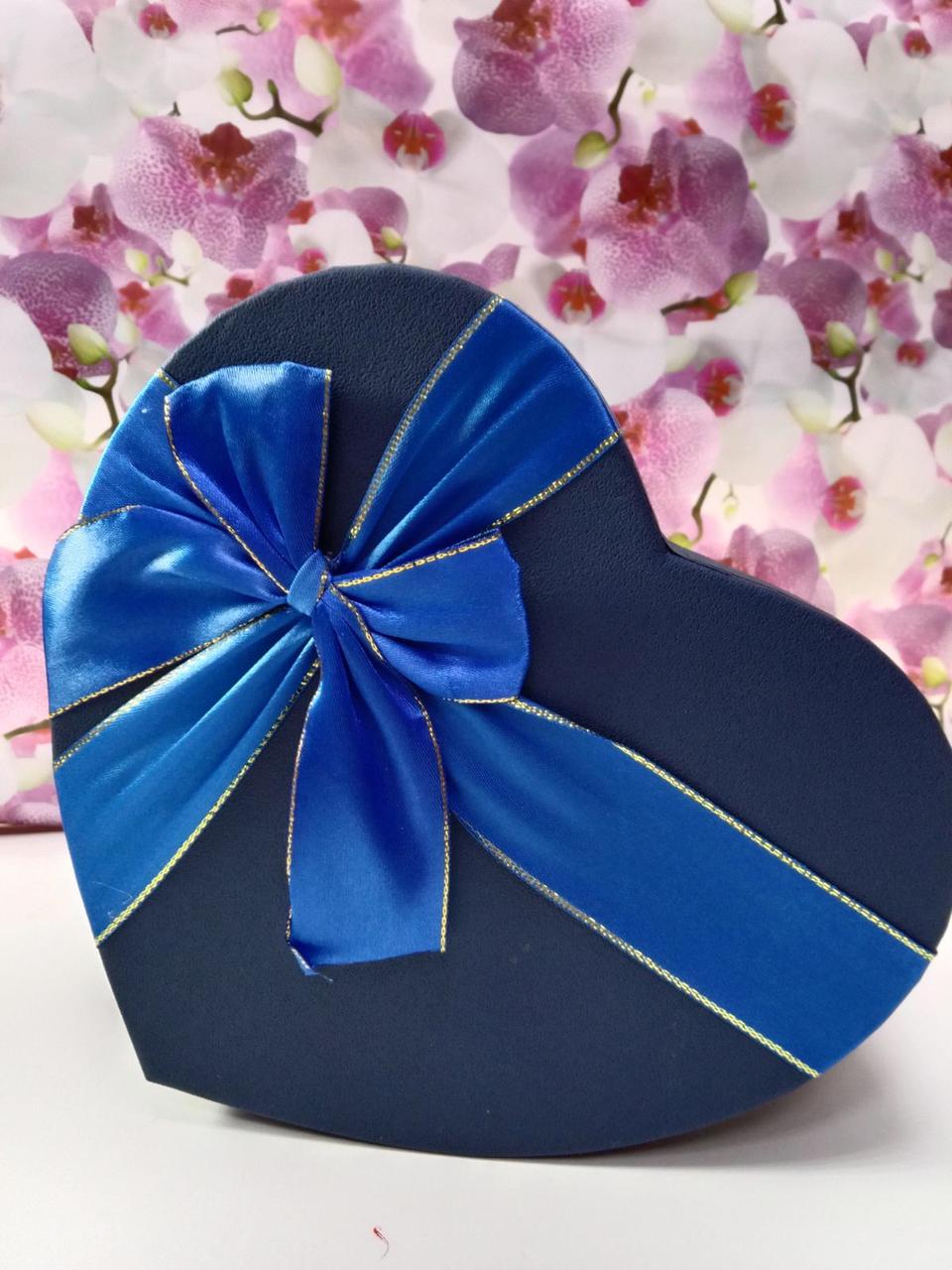 Подарункова коробочка у формі серця синя 15,5x14,5x6cm з кришкою з великим бантом