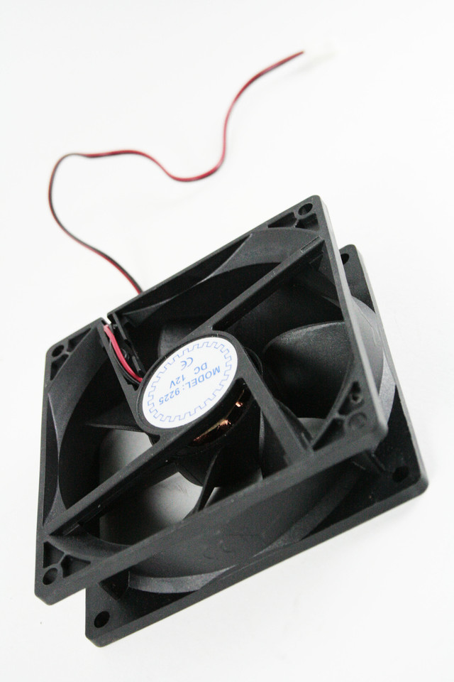 Кулер, вентилятор для душової кабіни