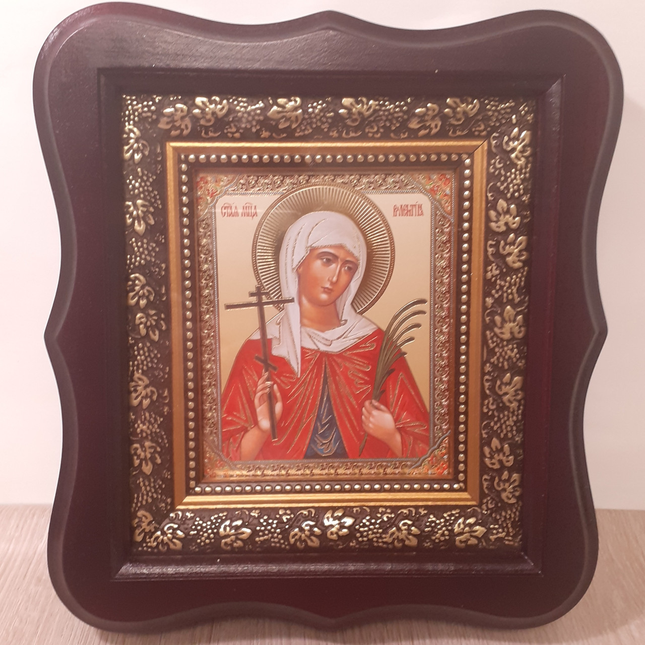 Ікона Свята Мучениця Валентина, лик 10х12 см, в темному дерев'яному кіоті