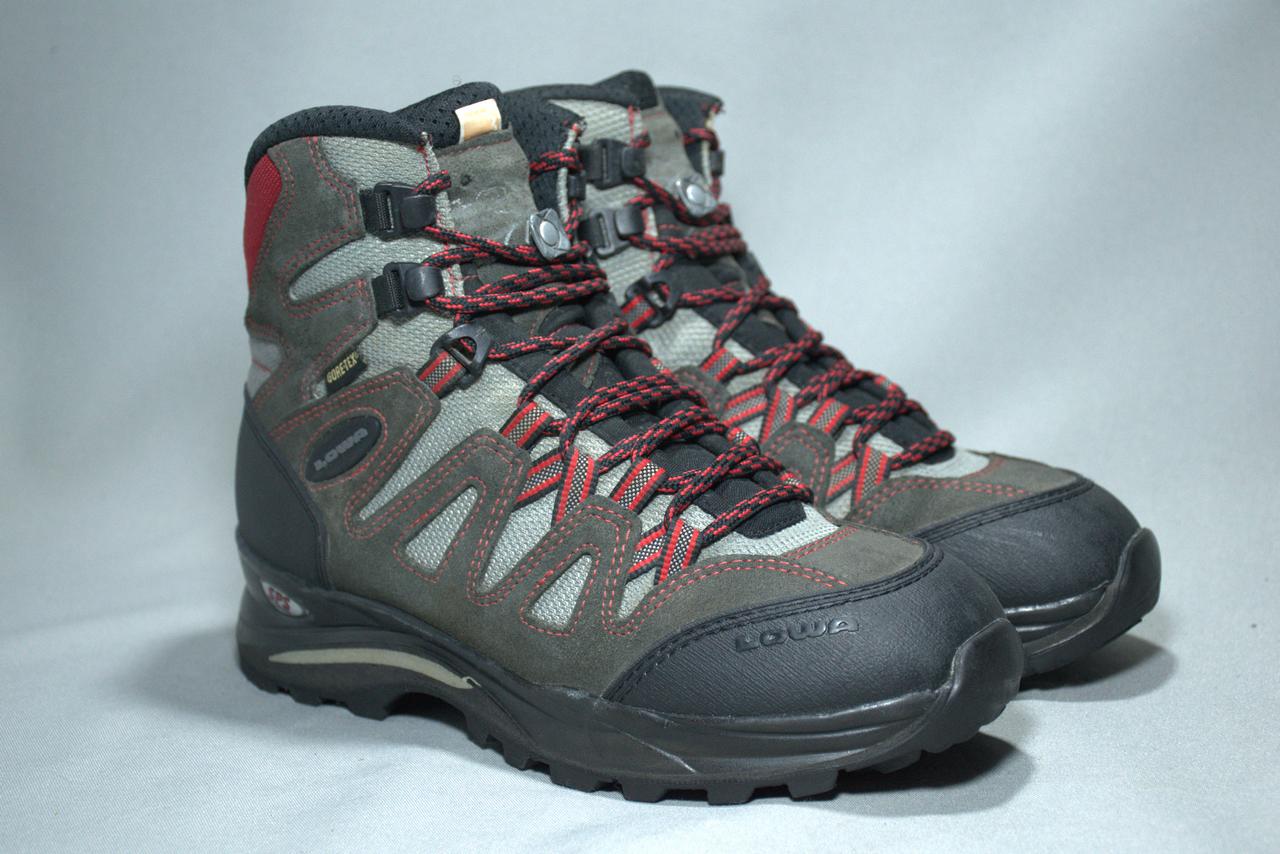 Купить Lowa Khumbu GTX Gore-Tex TC ботинки женские трекинговые  непромокаемые. Италия. Оригинал. 38 р./24.5 см., цена 1599 ₴ — Prom.ua  (ID#1338124295)