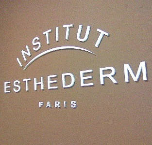 Набори від Institut Esthederm