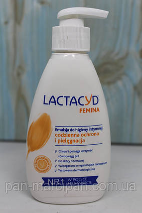 Мило для інтимної гігієни Lactacyd Femina 200 ml з дозатором