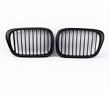 Решітки радіатора BMW 5 E39 рестайлінг чорні матові ніздрі БМВ, фото 3