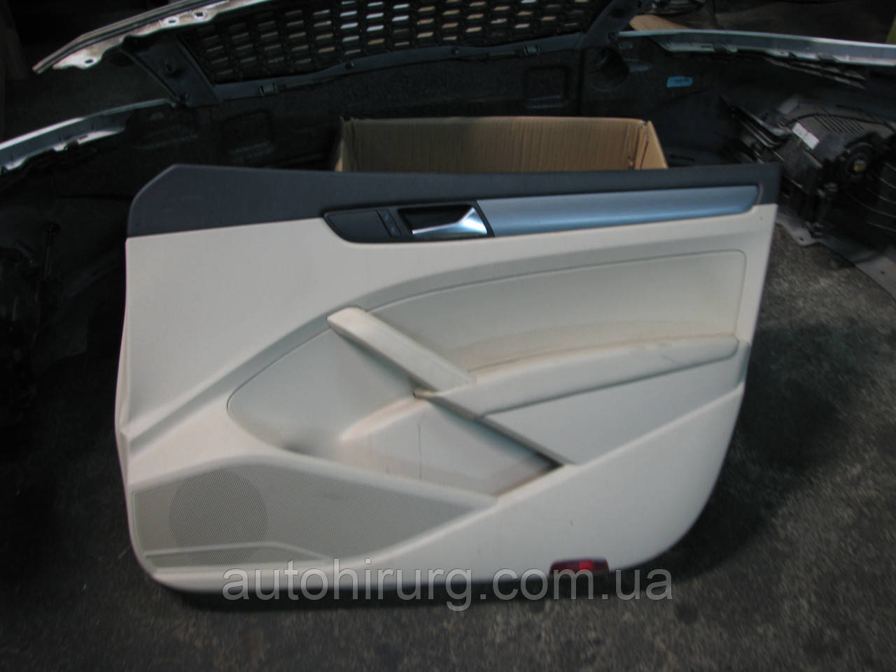 Карта передніх правих дверей Volkswagen Passat B7 USA (561867012)