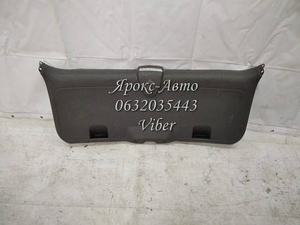 Обшивка кришки багажника Peugeot 307 sw рестайлінг є подряпини 000028227