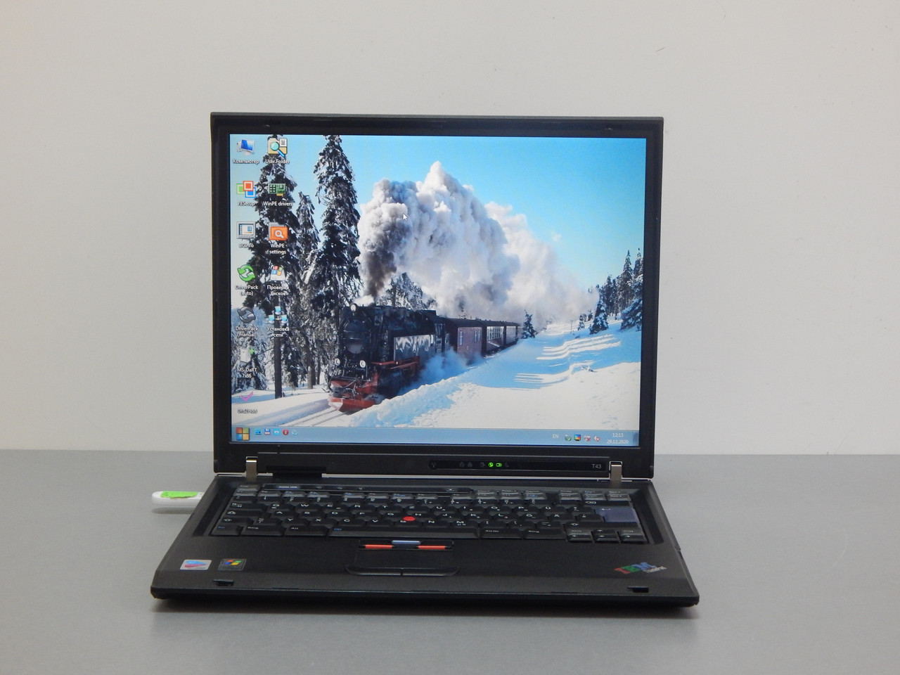 Ноутбук б/к IBM ThinkPad T43 TFT 14.1" (1024x768) Intel Pentium M740 (1.73GHz)/2Gb DDR2
