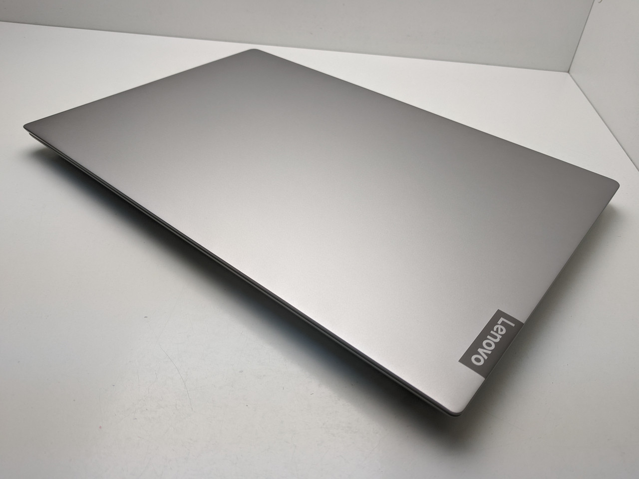 Новий потужний ноутбук Lenovo IdeaPad S340-15IWL