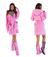 Женский серо-розовый махровый халат из плюшевой махры капюшон с ушками и сапожки
