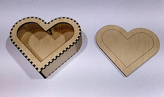 Коробка з фанери, серце